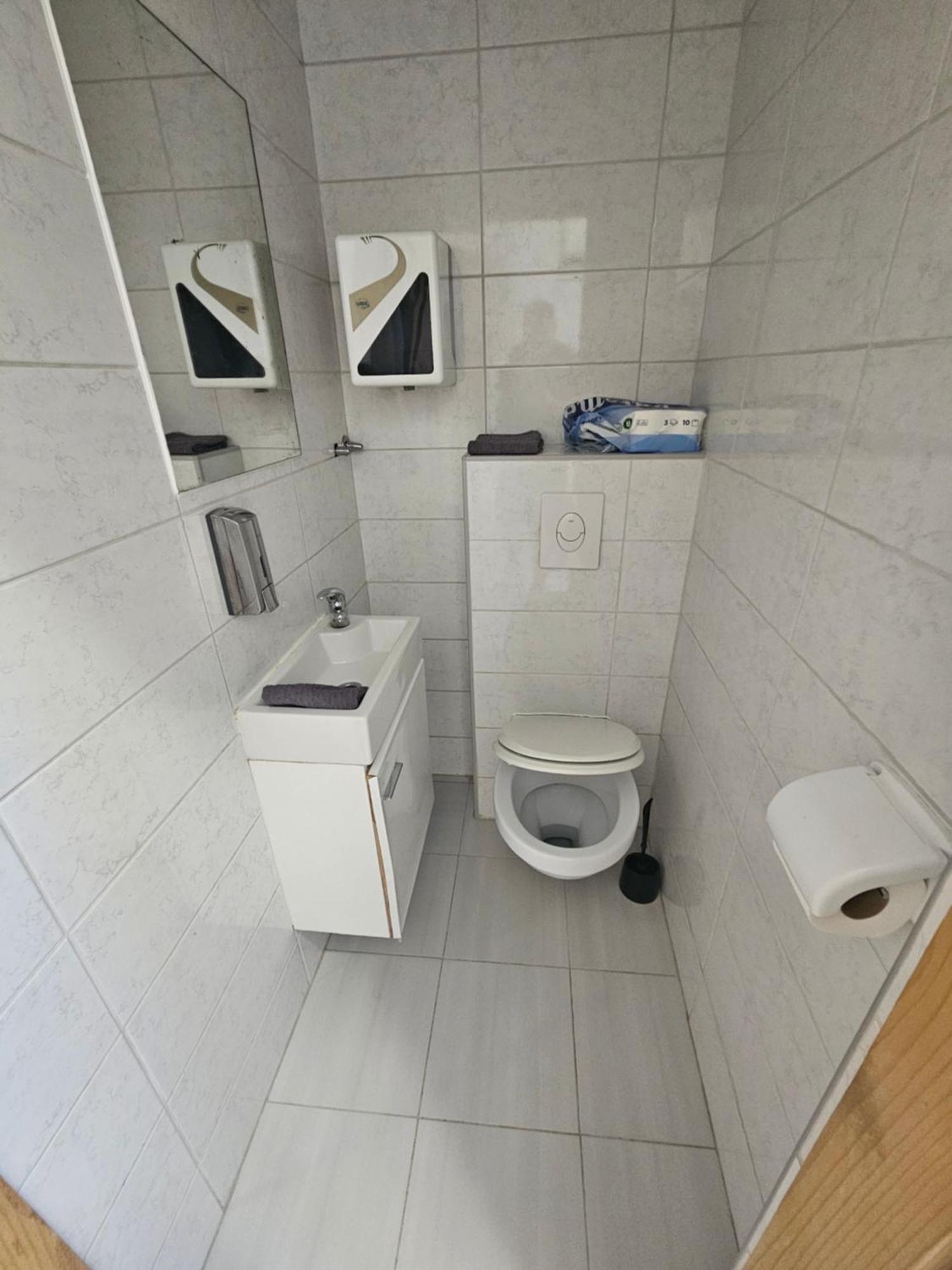 Apartman Sveti Rok Загреб Екстериор снимка