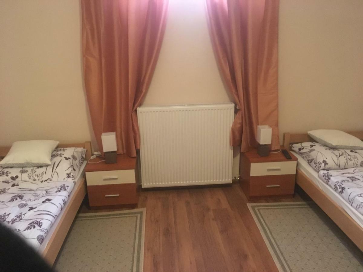 Apartman Sveti Rok Загреб Екстериор снимка