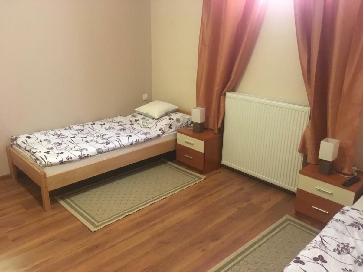 Apartman Sveti Rok Загреб Екстериор снимка