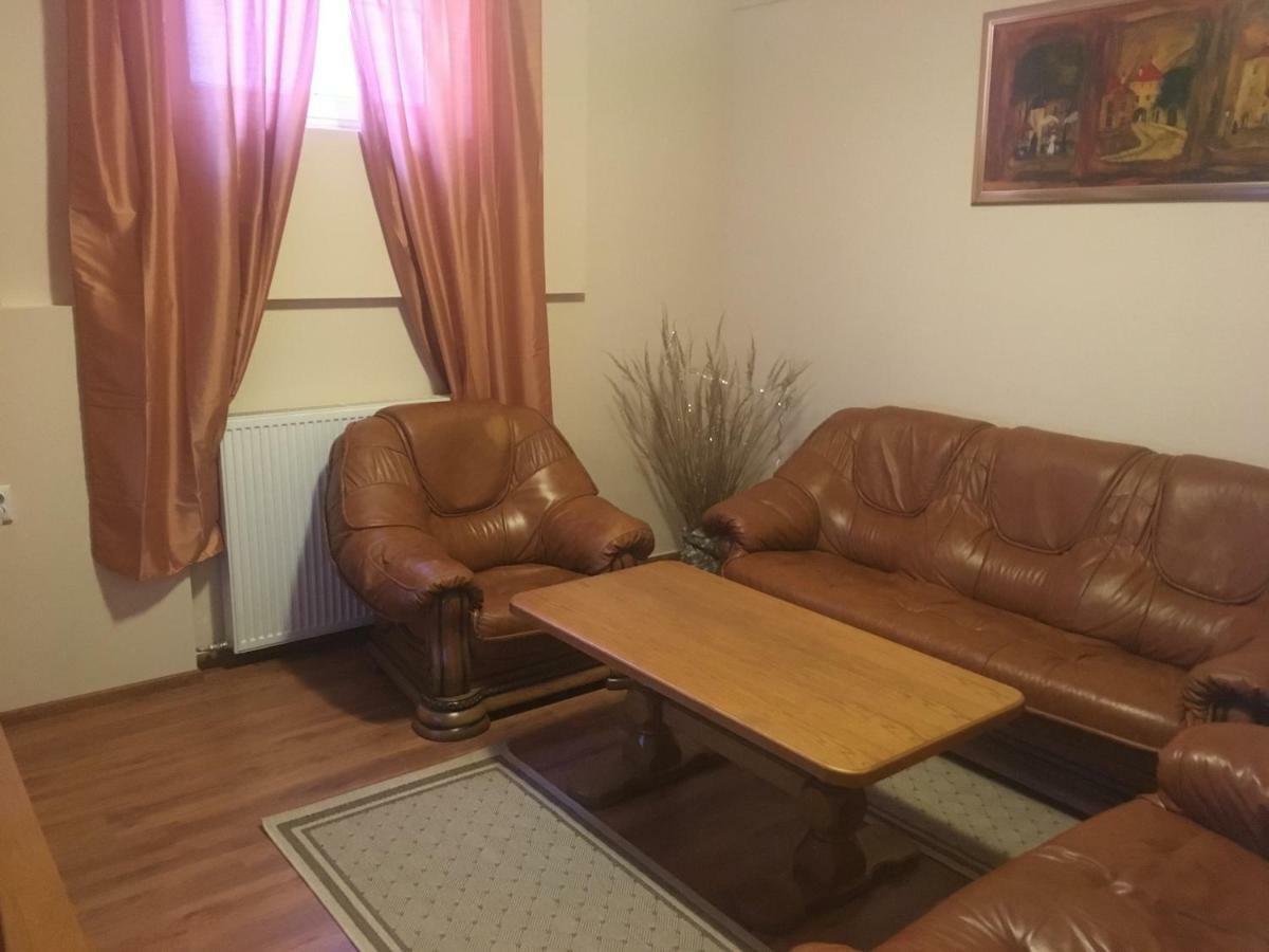 Apartman Sveti Rok Загреб Екстериор снимка